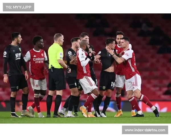 伯恩利1-3不敌曼联，安东尼精彩远射挽颜面